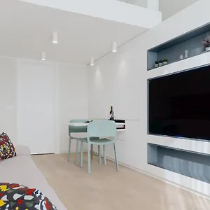 https://touchgo-via-gaetano-previati-38-milano.it-lombardy.com