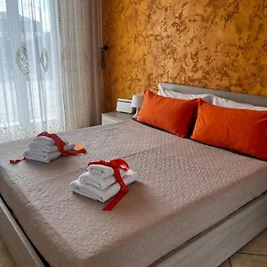Porta Garibaldi Apartment